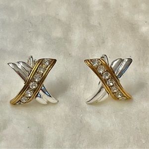 Vintage “hug” earrings, shiny and classy! Clip-on